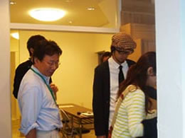 �u�哇�̉Ɓv�I�[�v���n�E�X�̗l�q