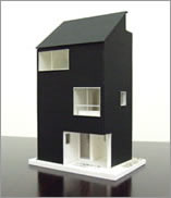 神田の超狭小住宅　模型